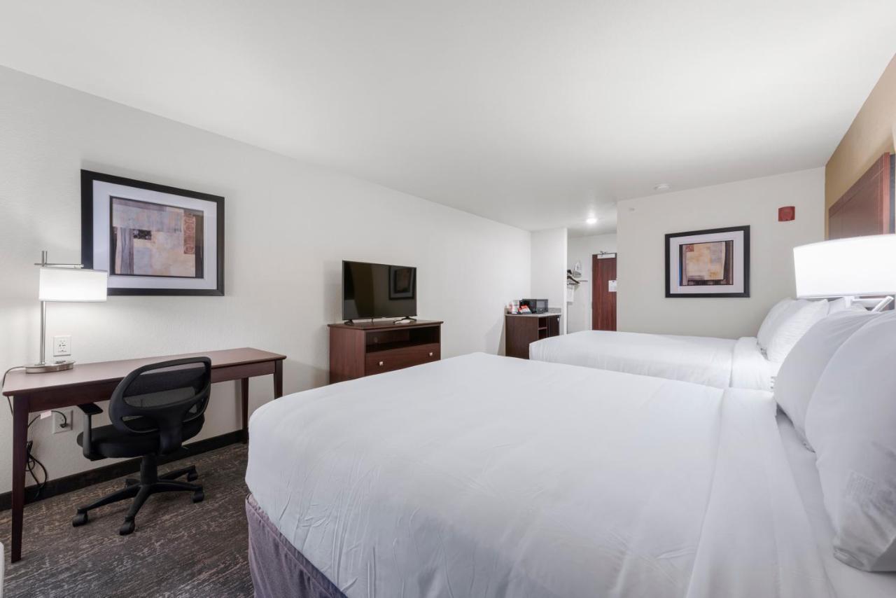 Cobblestone Hotel&Suites - Urbana Exterior foto